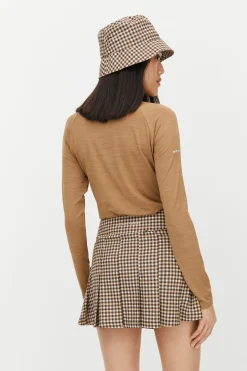 Hailey Polo, Nougat